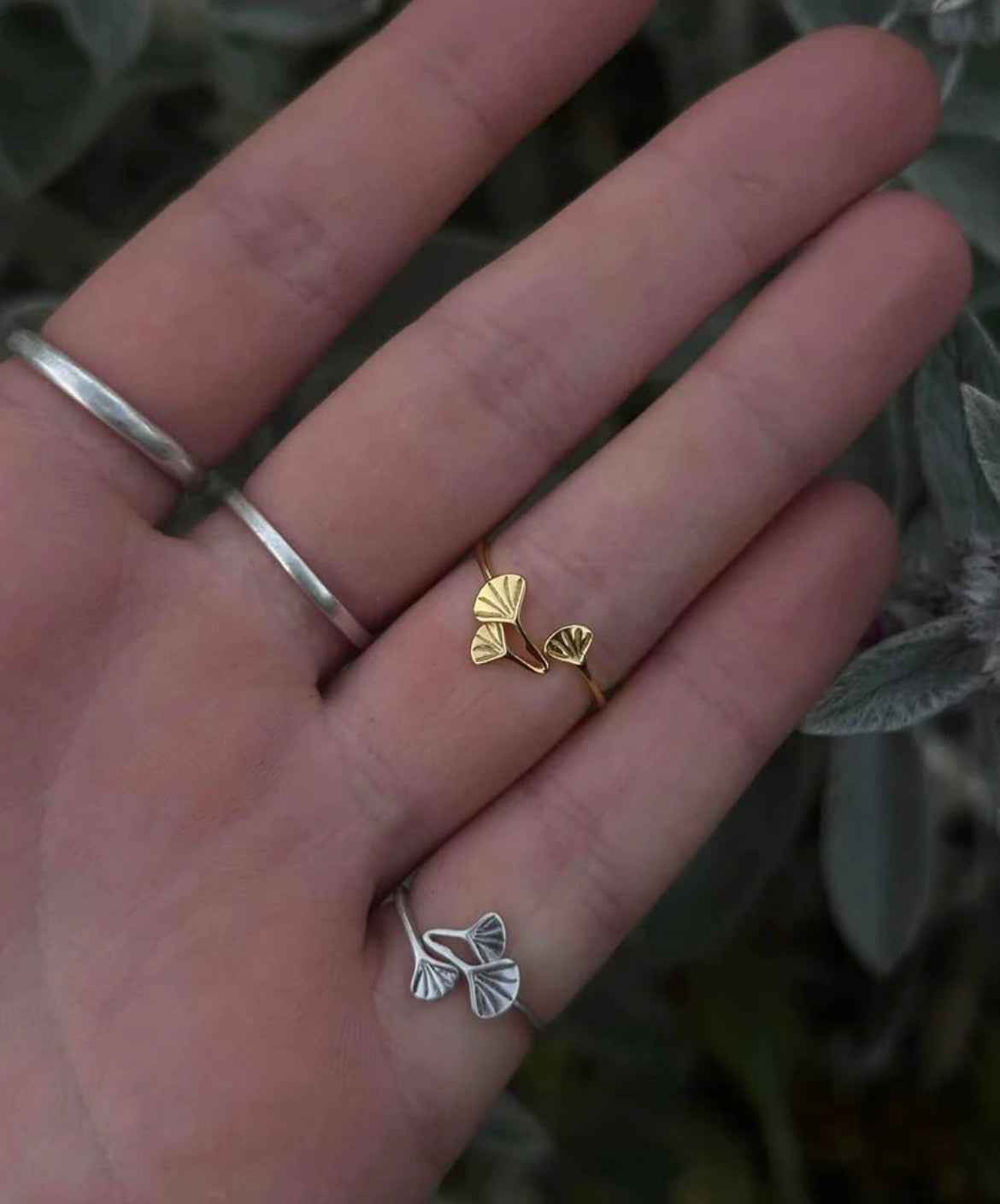 Ginkgo leaf ring