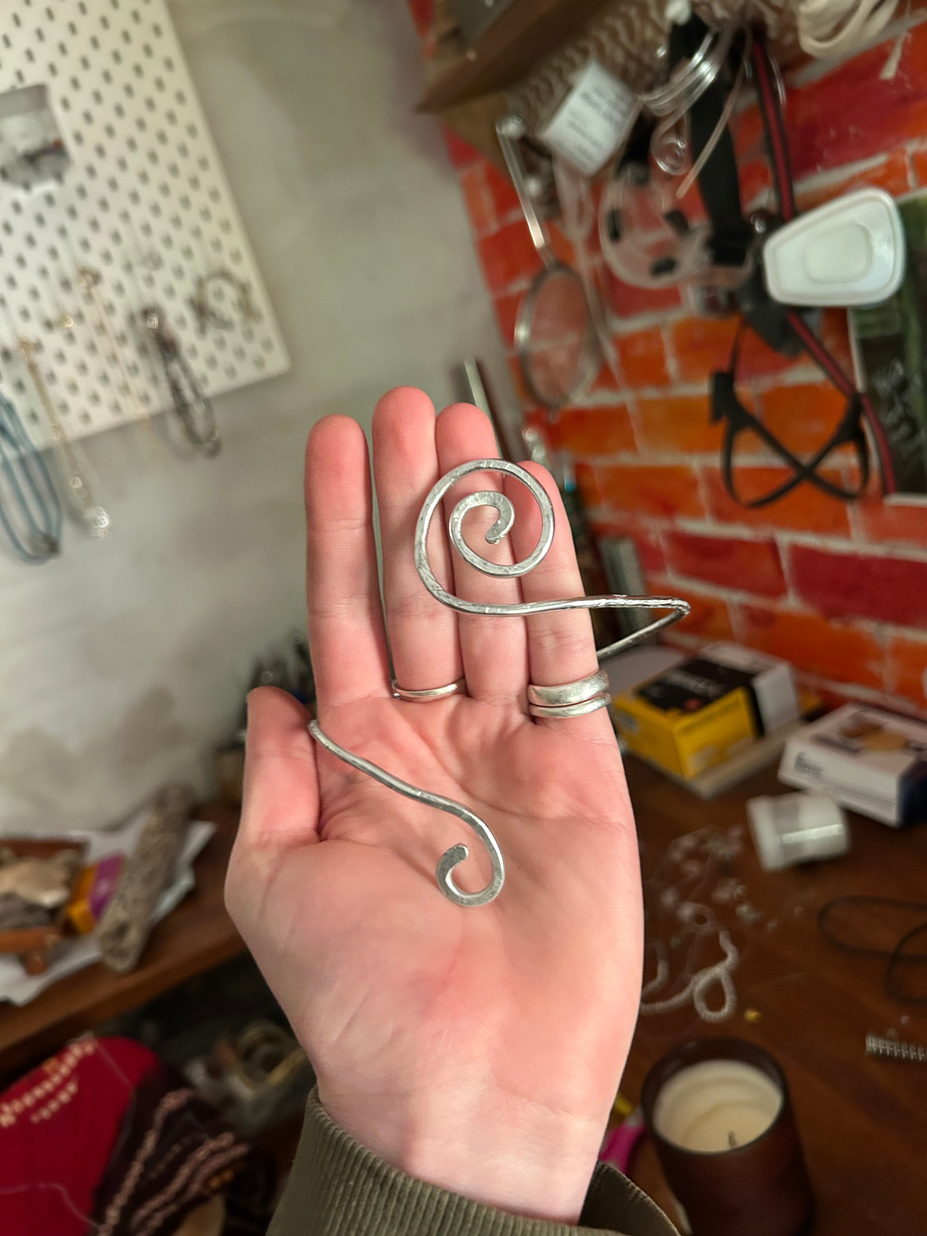 Flow Arm Cuff