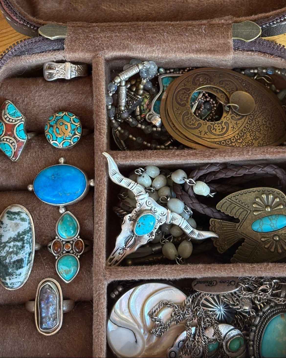 MYSTERY Jewellery BOX - Unveil Unique Treasures Inside
