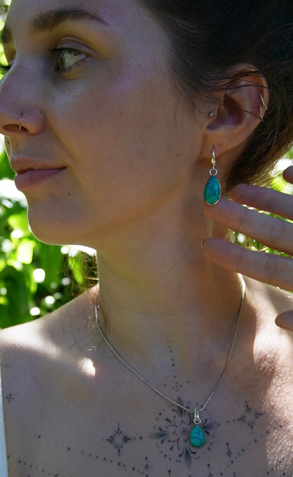 AUGUST Earring