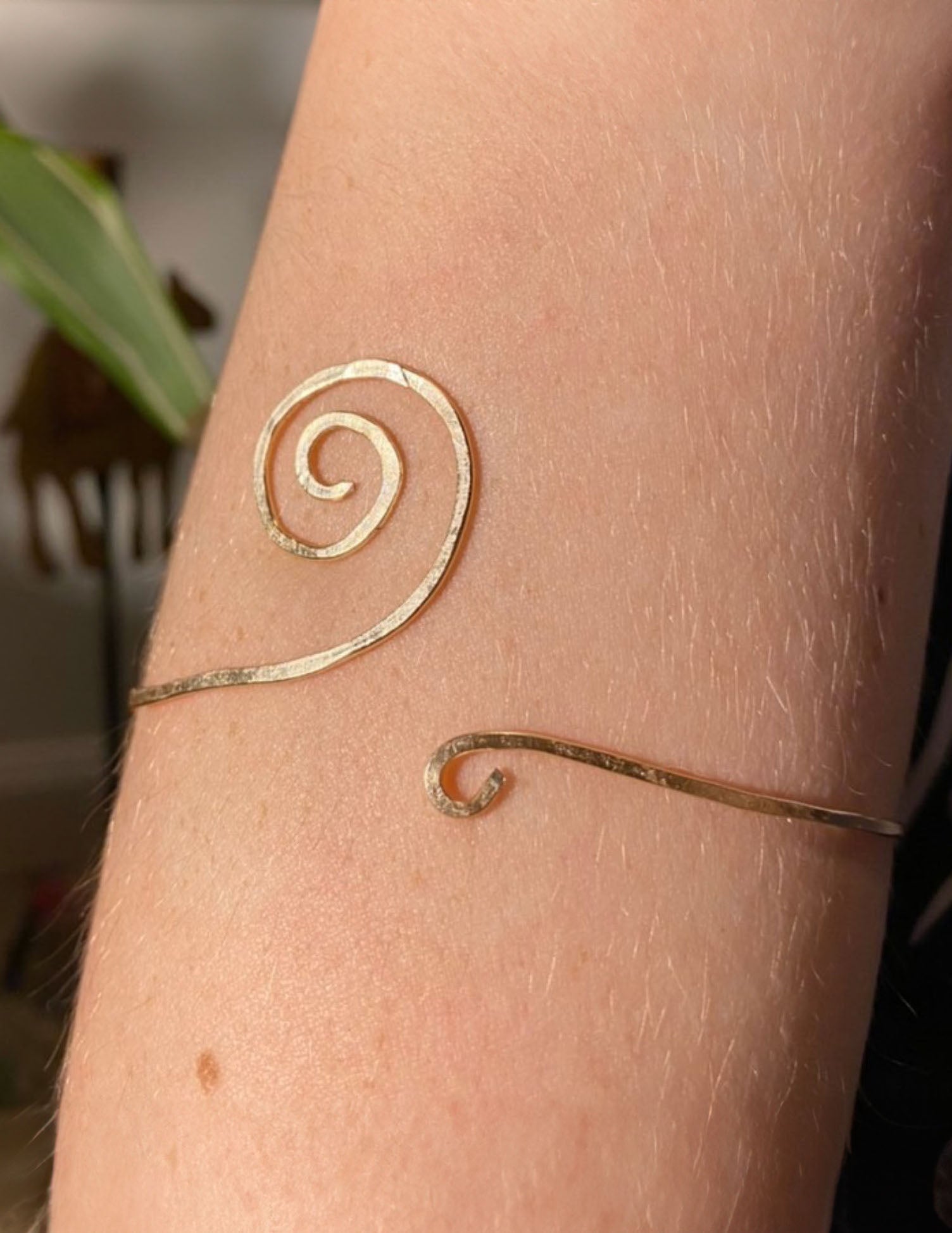 Flow Arm Cuff