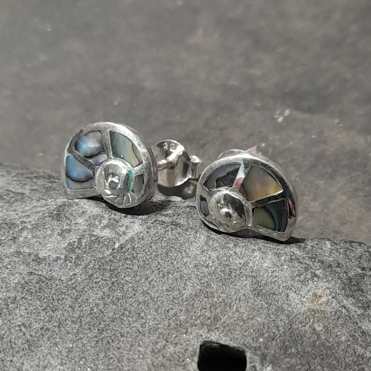 Abalone stud