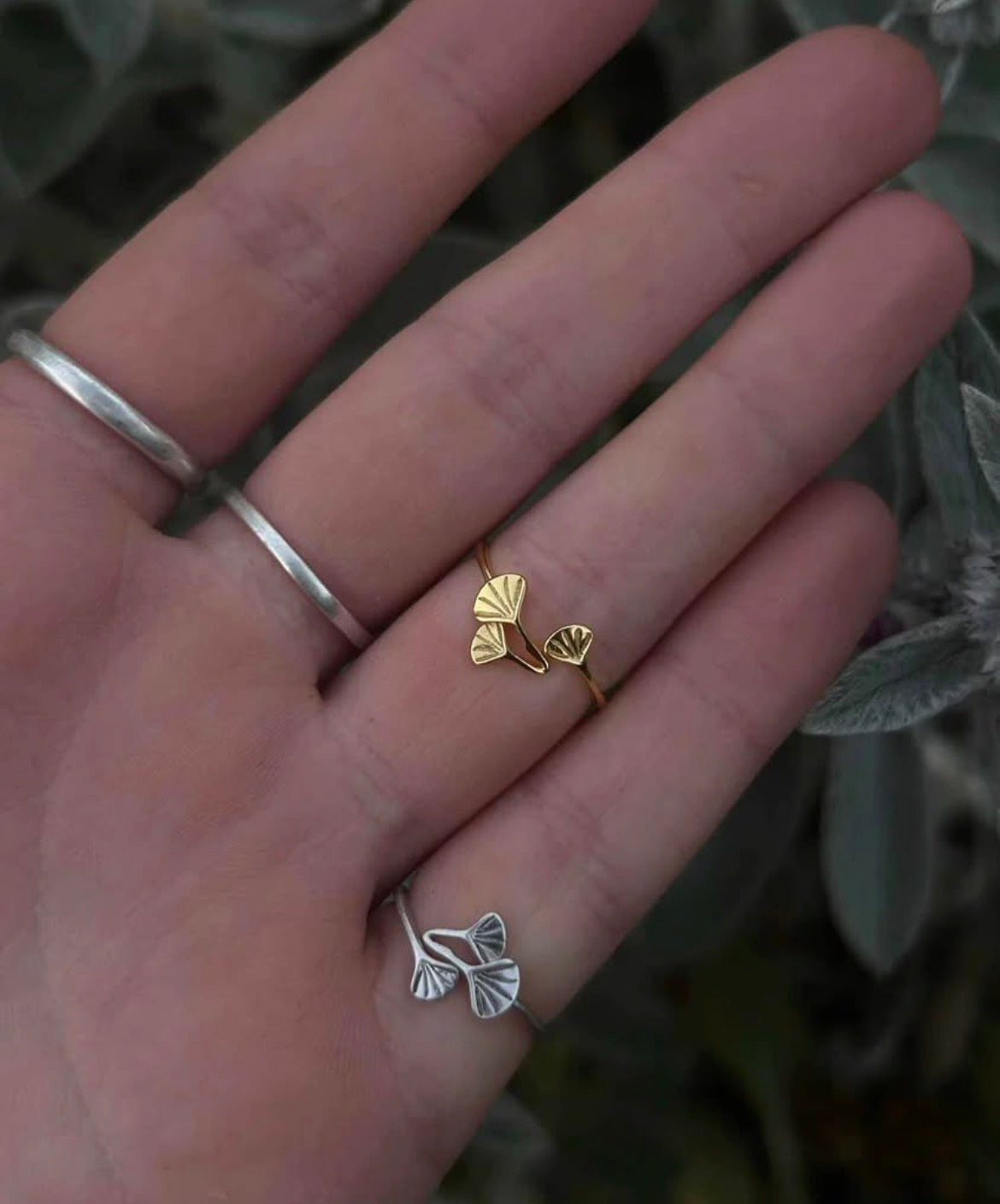 Ginkgo leaf ring