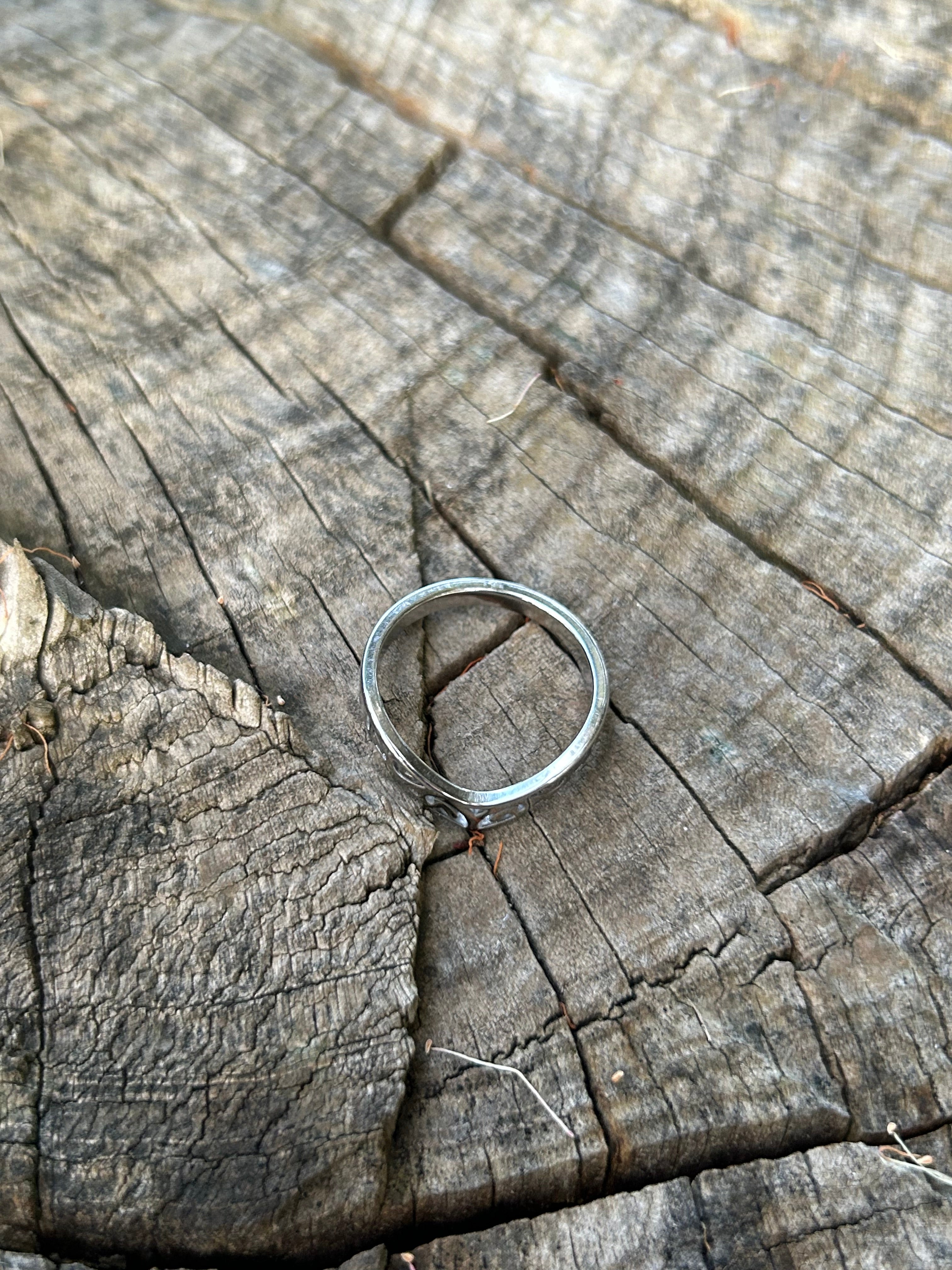 Arrow Ring