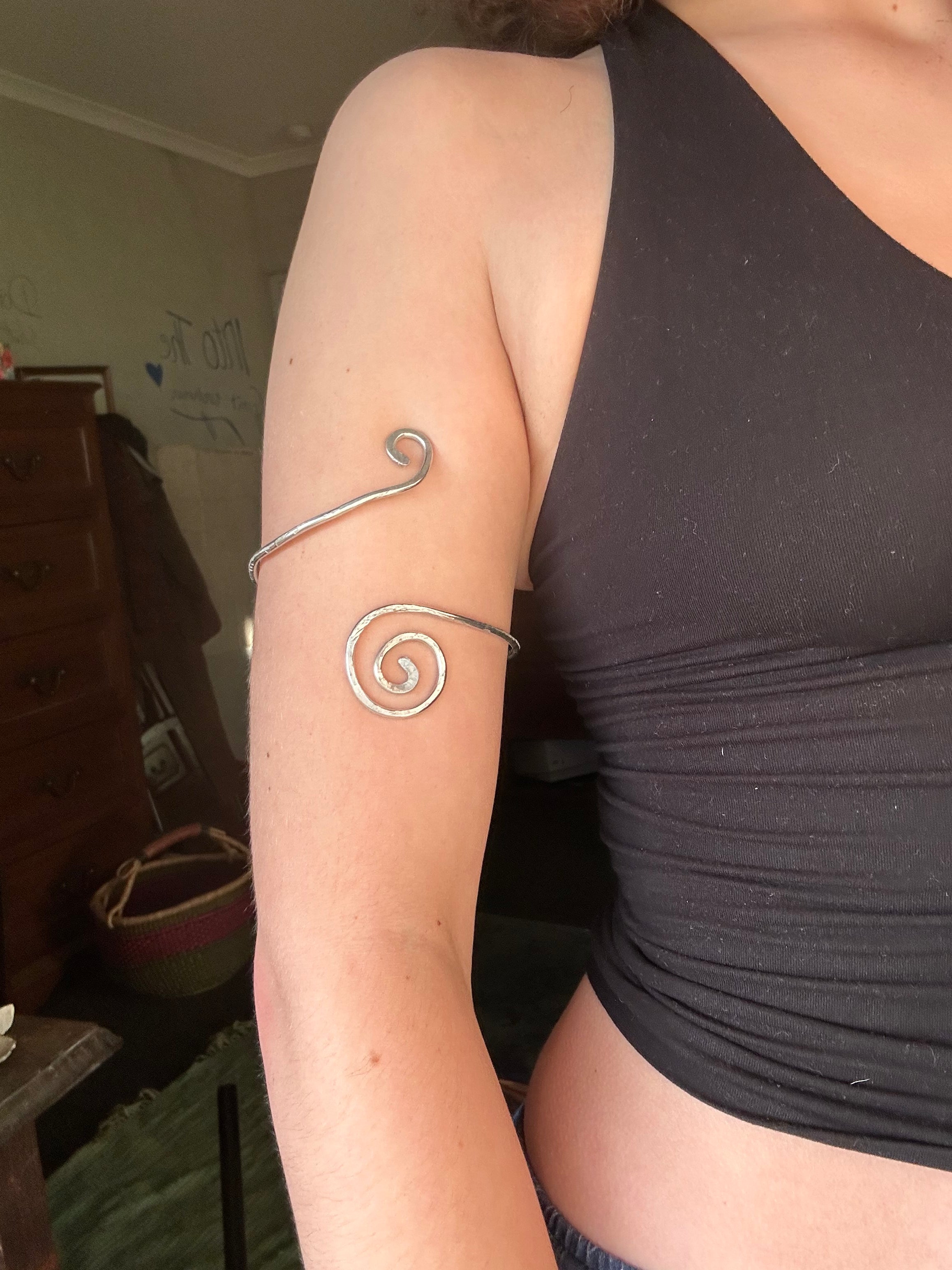 Flow Arm Cuff