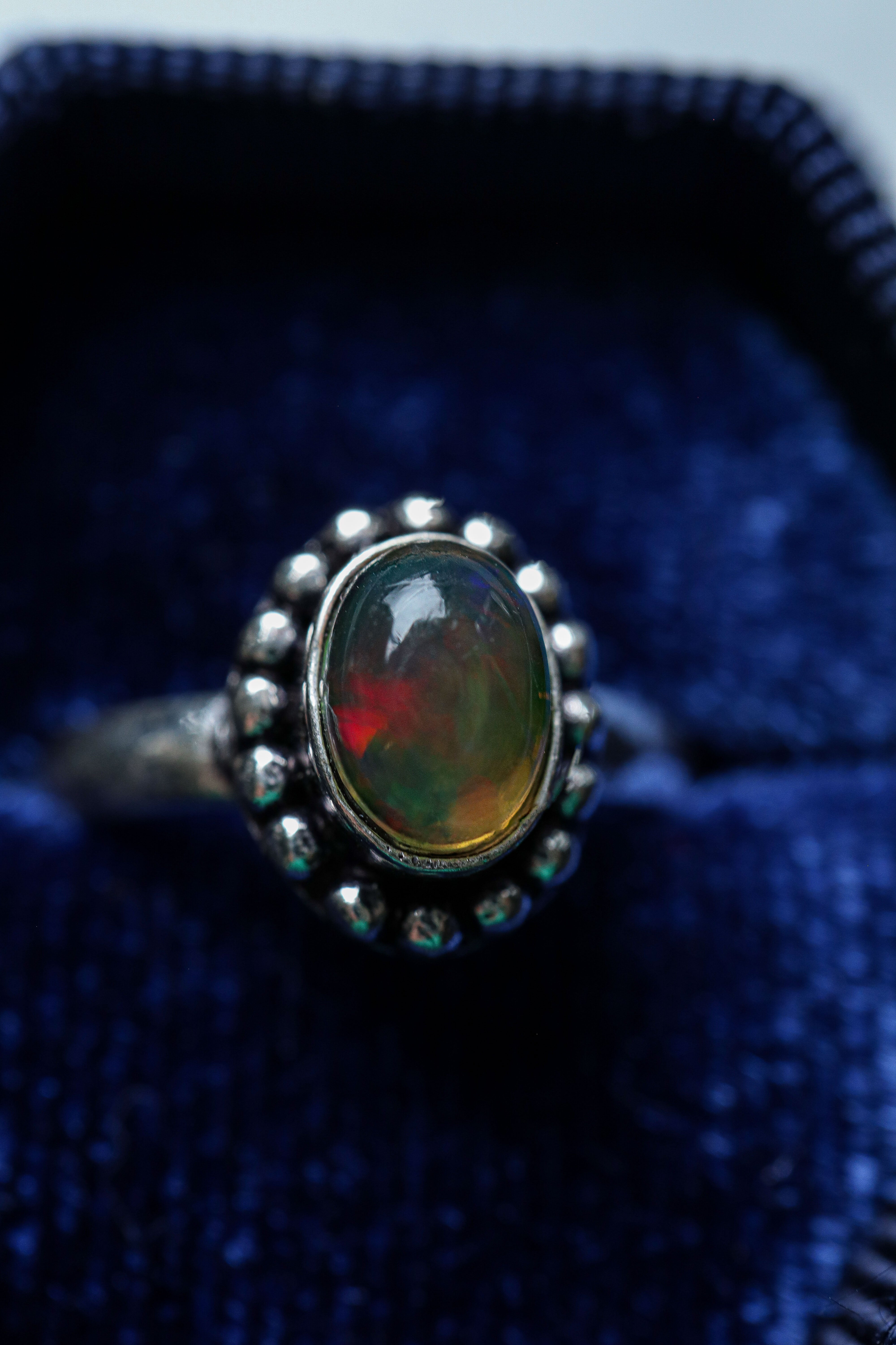 Opal ring 05