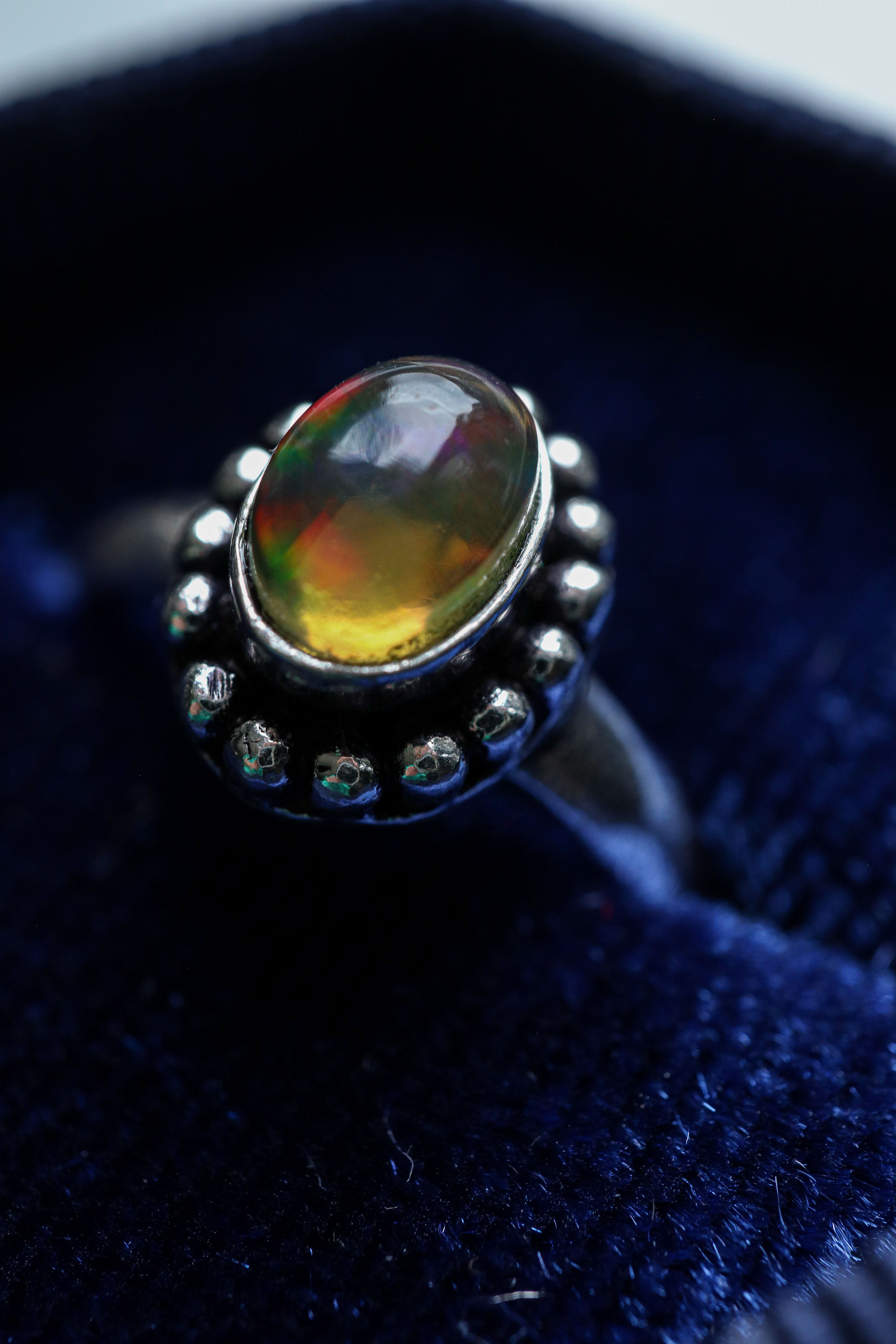 Opal ring 05