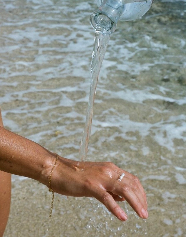 Freshwater Pearl Ring on a hand, highlighting that it is waterproof 